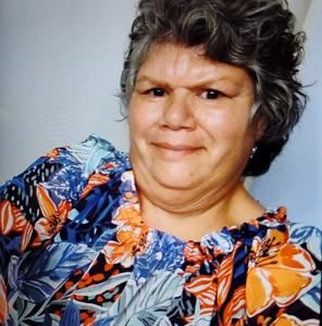 Meet your Posher, Yvette
